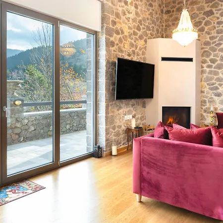 Mz Happiness Chalet Villa Eptalofos
